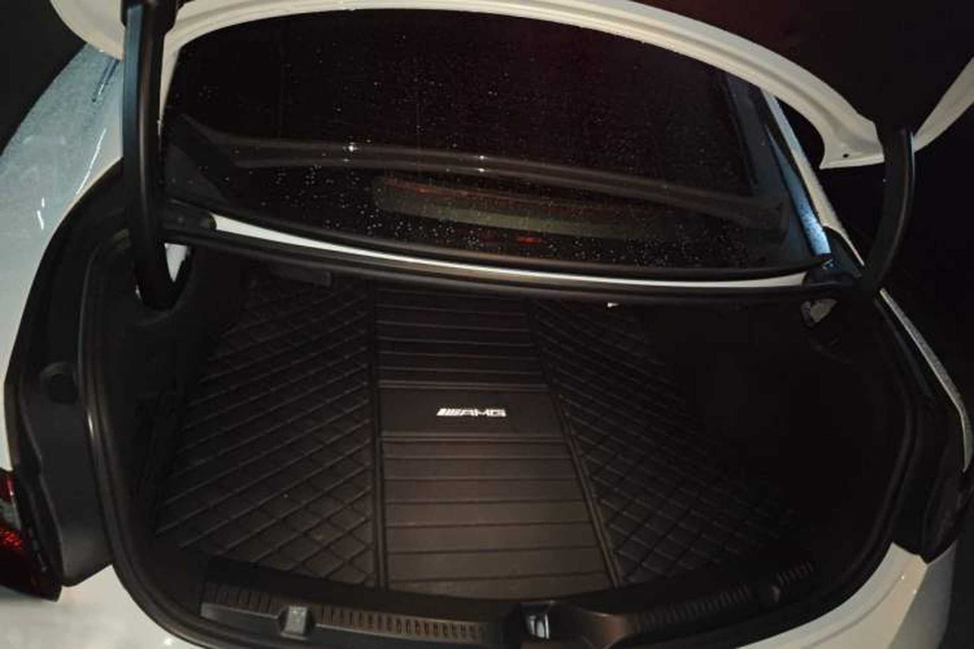 Used Mercedes-Benz E-Class 2017 E 200 4MATIC Coupe Trunk