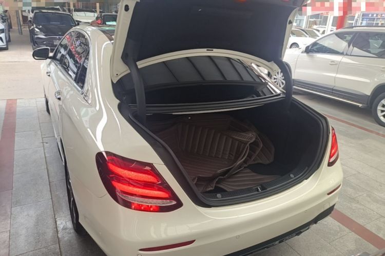 Used Mercedes-Benz E-Class 2017 E 300 L Sport Luxury Edition Trunk