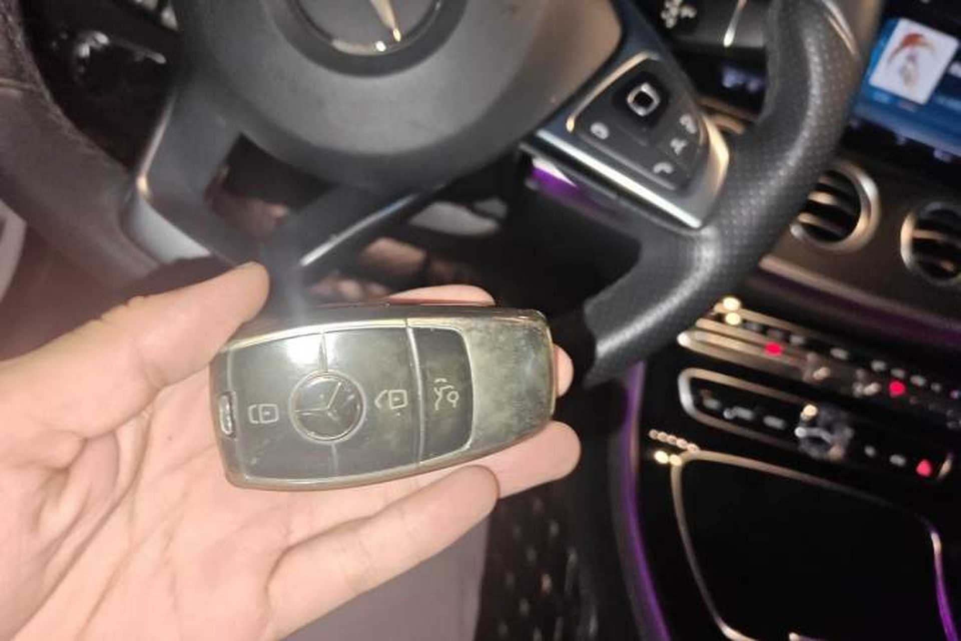 Used Mercedes-Benz E-Class 2017 E 300 L Sport Luxury Edition Vehicle Key
