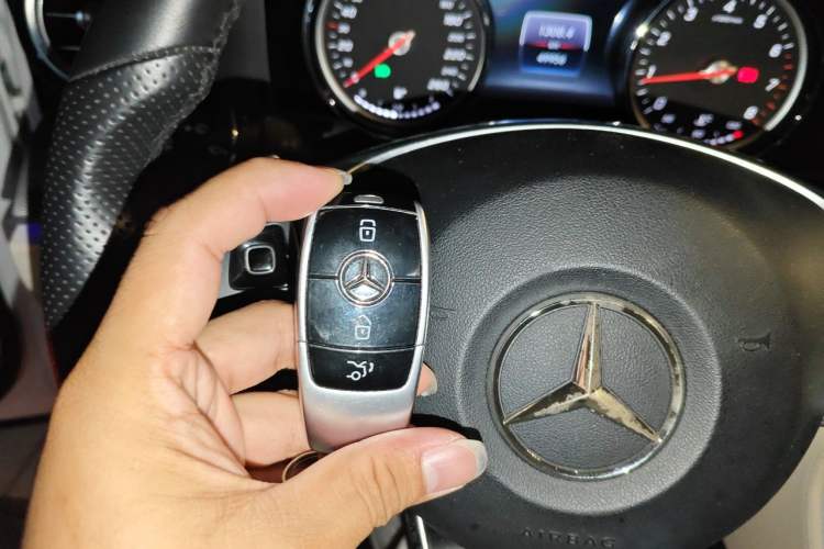 Used Mercedes-Benz E-Class 2017 E 200 Sport 4MATIC Vehicle Key