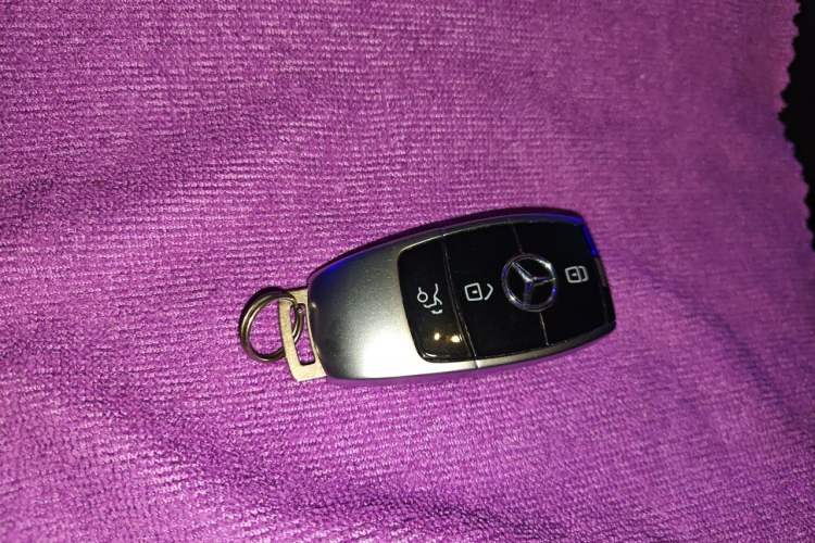 Used Mercedes-Benz E-Class 2017 E 200 Sport 4MATIC Vehicle Key