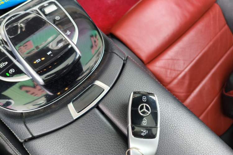 Used Mercedes-Benz E-Class 2017 E 200 4MATIC Coupe Vehicle Key