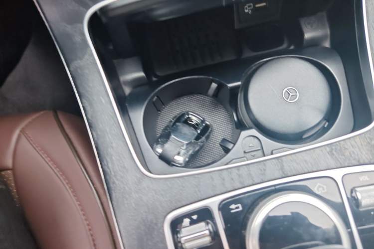 Used Mercedes-Benz E-Class 2017 E 200 L Sport 4MATIC Vehicle Key
