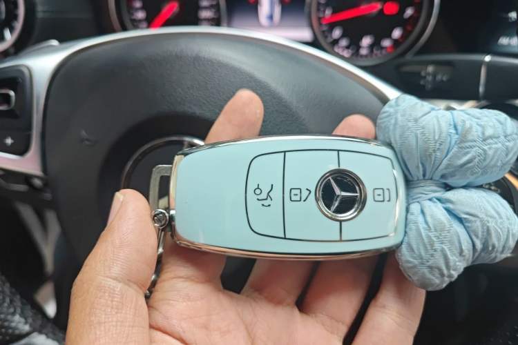 Used Mercedes-Benz E-Class 2017 E 200 4MATIC Coupe Vehicle Key