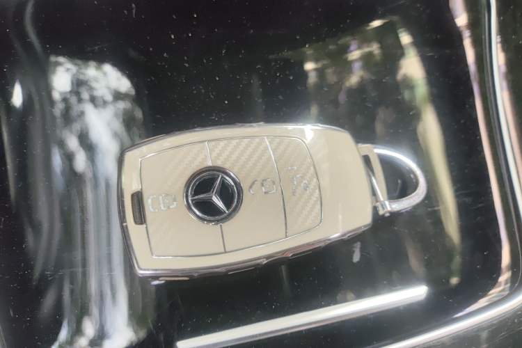 Used Mercedes-Benz E-Class 2017 E 200 4MATIC Coupe Vehicle Key