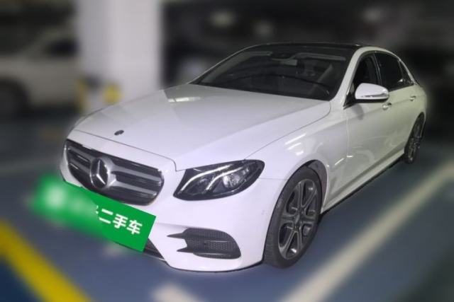 Used Mercedes-Benz E-Class 2017 E 300 L Sporty and Stylish Model