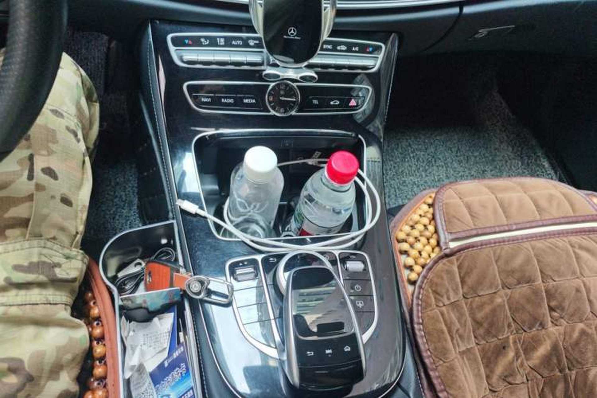 Used Mercedes-Benz E-Class 2017 E 300 L Sporty and Stylish Model Gear Lever
