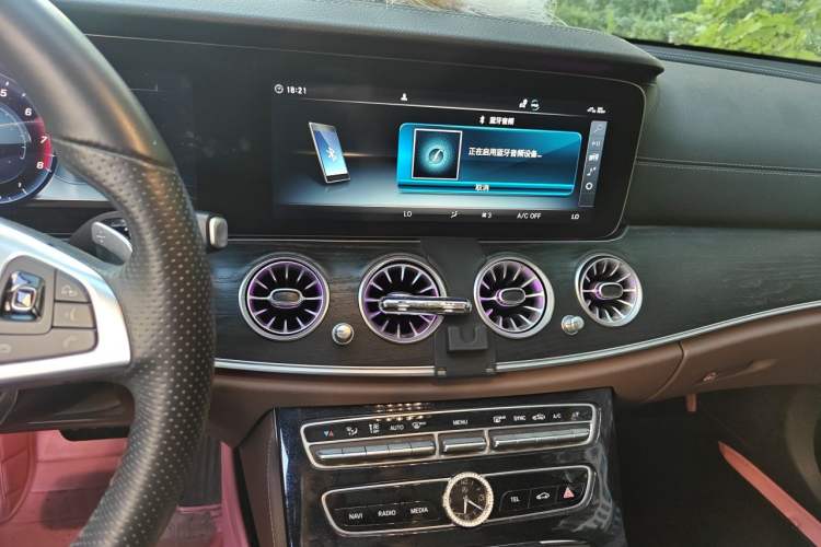 Used Mercedes-Benz E-Class 2018 Restyled E 300 L Sporty and Stylish Edition Audio And AC Panel