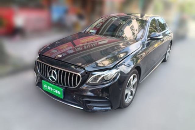 Used Mercedes-Benz E-Class 2018 E 300 L Sporty and Stylish Model