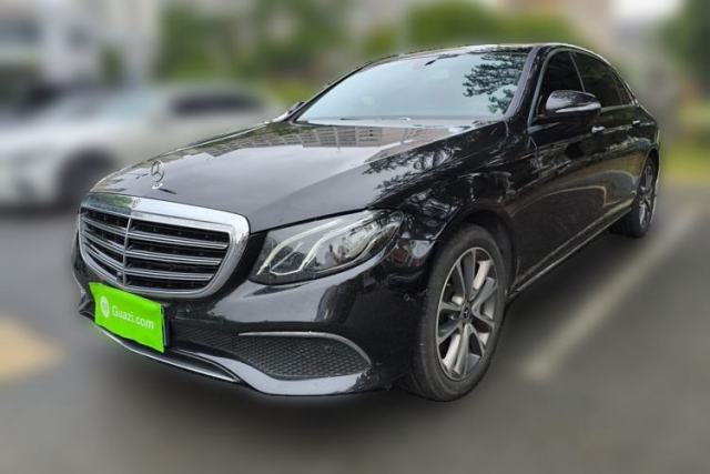 Used Mercedes-Benz E-Class 2018 Facelift E 300 L Luxury Edition