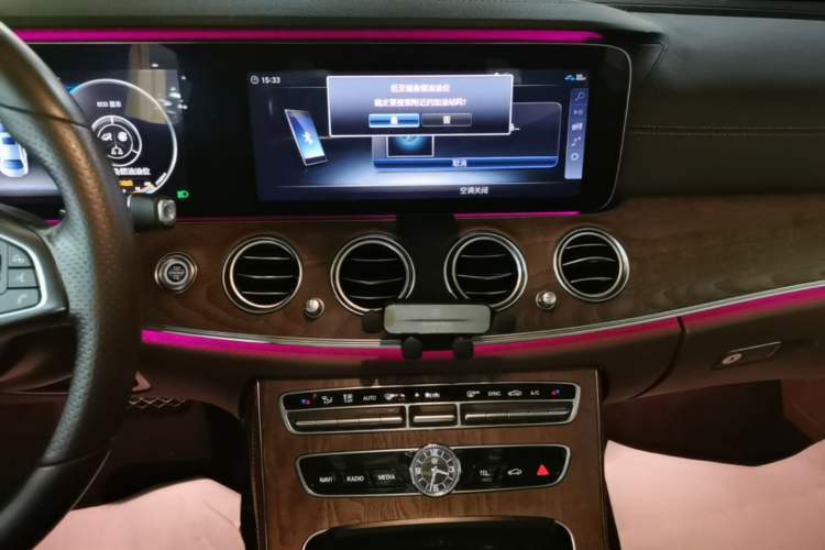 Used Mercedes-Benz E-Class 2018 Facelift E 300 L Luxury Edition Audio And AC Panel