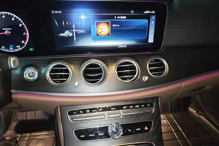Used Mercedes-Benz E-Class 2018 Restyled E 300 L Sporty and Stylish Edition Audio And AC Panel