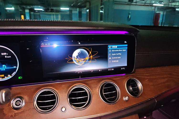 Used Mercedes-Benz E-Class 2018 E 300 L Stylish Model Audio And AC Panel