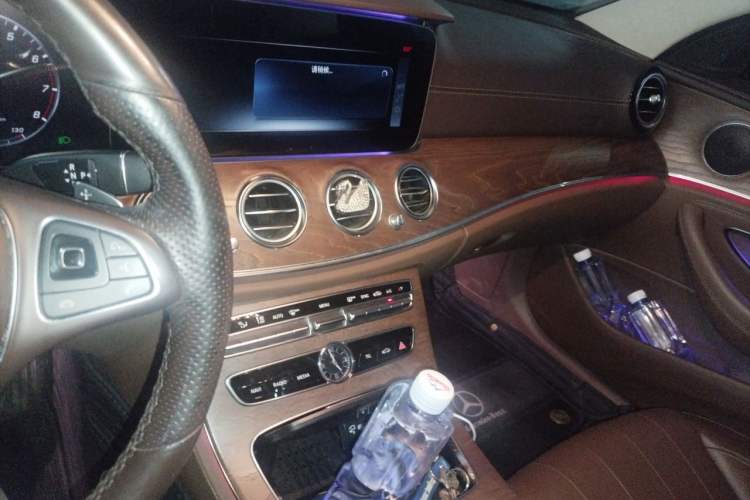 Used Mercedes-Benz E-Class 2018 E 300 L Luxury Model Audio And AC Panel