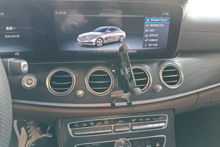 Used Mercedes-Benz E-Class 2018 E 300 L Sport Luxury Edition Audio And AC Panel