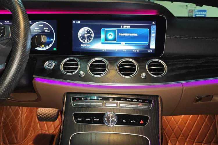 Used Mercedes-Benz E-Class 2018 Restyled E 300 L Sport Luxury Edition Audio And AC Panel