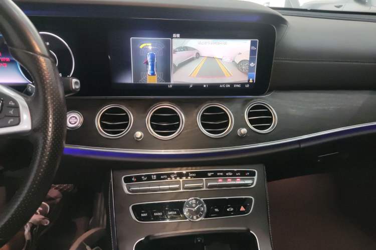 Used Mercedes-Benz E-Class 2018 E 200 L Sport Edition Audio And AC Panel