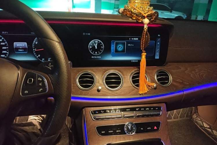 Used Mercedes-Benz E-Class 2018 E 200 L Audio And AC Panel