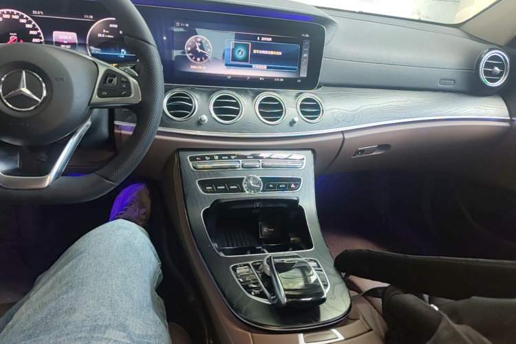 Used Mercedes-Benz E-Class 2018 E 200 L Sport Edition Audio And AC Panel
