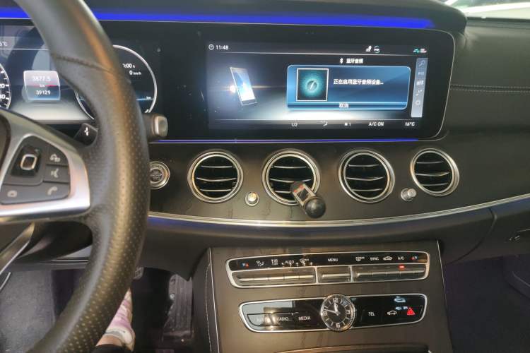 Used Mercedes-Benz E-Class 2018 Restyled E 300 L Sport Luxury Edition Audio And AC Panel