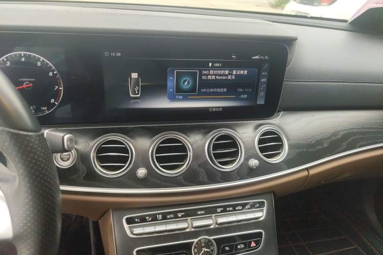 Used Mercedes-Benz E-Class 2018 Restyled E 300 L Sport Luxury Edition Audio And AC Panel