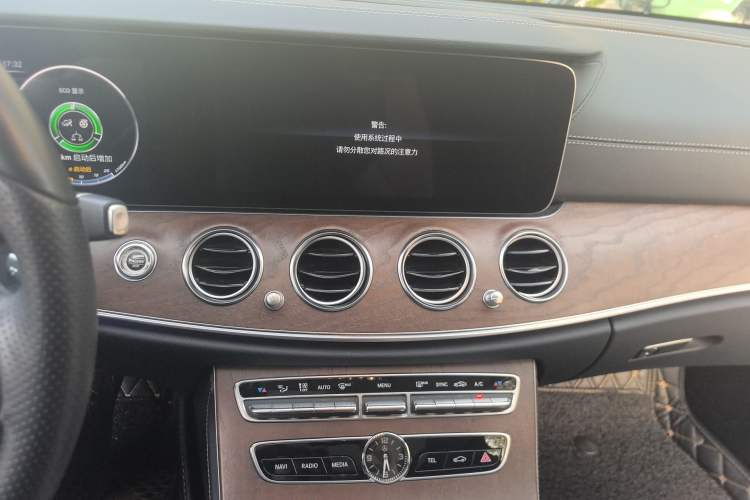 Used Mercedes-Benz E-Class 2018 Facelifted E 300 L Stylish Version Audio And AC Panel