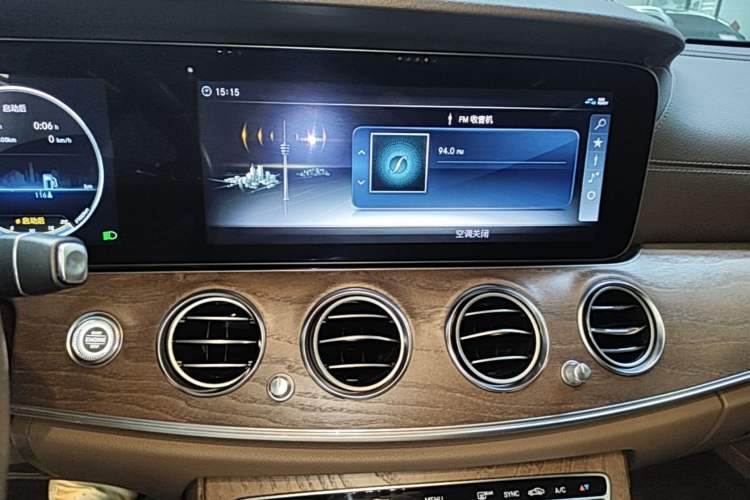 Used Mercedes-Benz E-Class 2018 E 200 L Audio And AC Panel