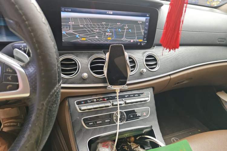 Used Mercedes-Benz E-Class 2018 Restyled E 300 L Sport Luxury Edition Audio And AC Panel