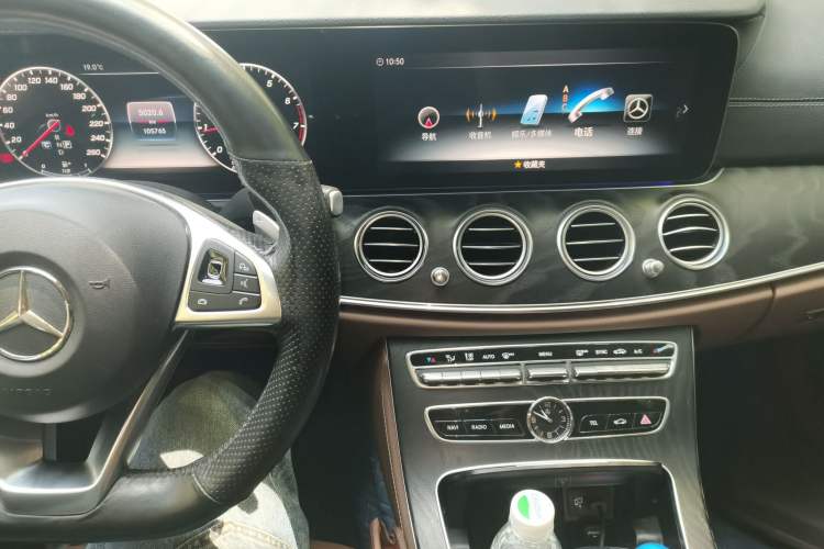 Used Mercedes-Benz E-Class 2018 Facelift E 200 L Sport Edition Audio And AC Panel