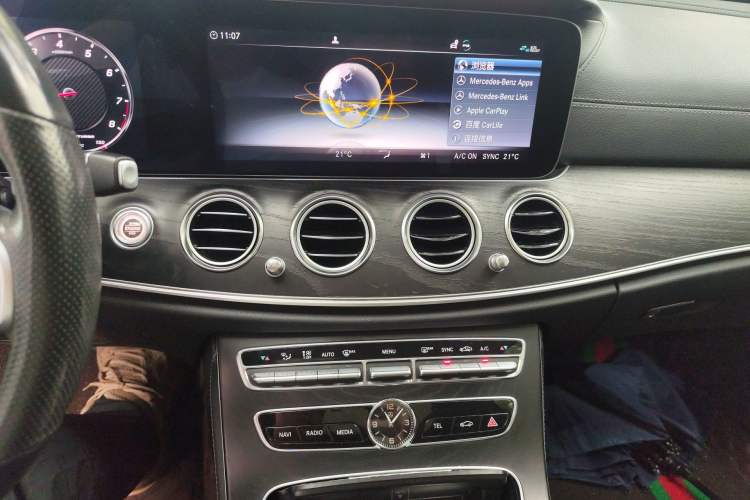 Used Mercedes-Benz E-Class 2018 Restyled E 300 L Sport Luxury Edition Audio And AC Panel