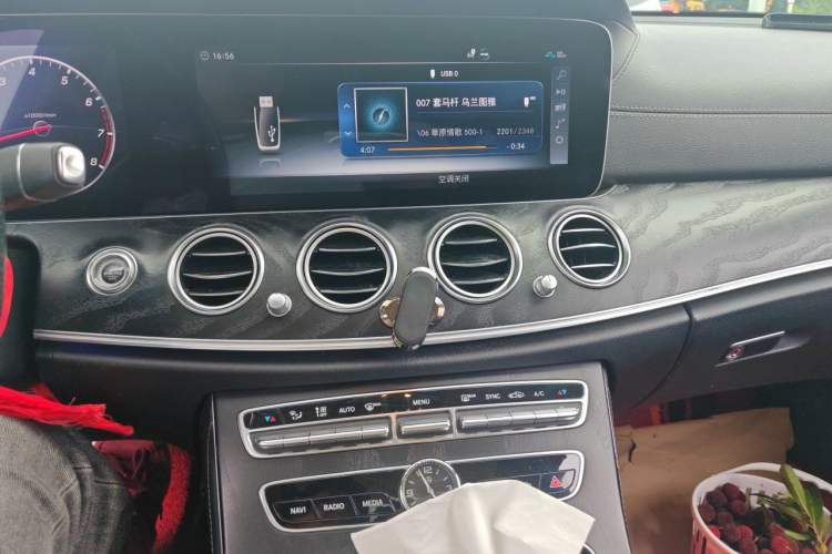 Used Mercedes-Benz E-Class 2018 Restyled E 300 L Sporty and Stylish Edition Audio And AC Panel