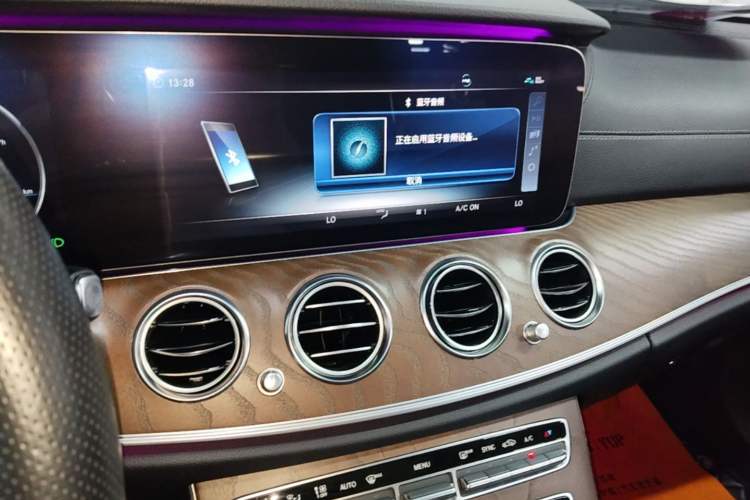 Used Mercedes-Benz E-Class 2018 Facelifted E 300 L Stylish Version Audio And AC Panel