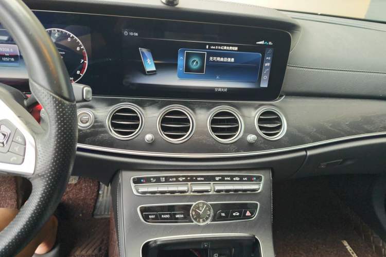 Used Mercedes-Benz E-Class 2018 Restyled E 300 L Sport Luxury Edition Audio And AC Panel