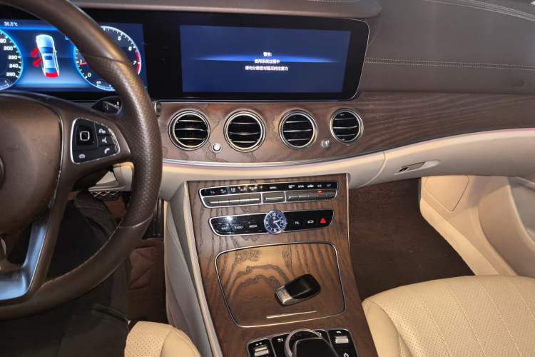 Used Mercedes-Benz E-Class 2018 Facelifted E 300 L Stylish Version Audio And AC Panel