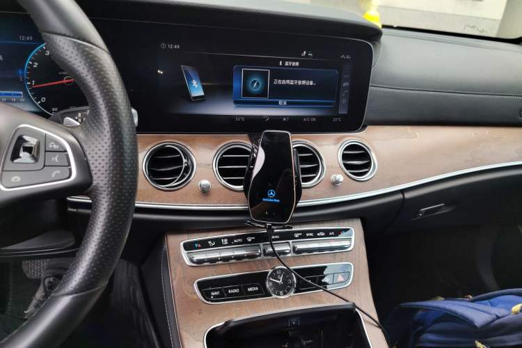 Used Mercedes-Benz E-Class 2018 Facelifted E 300 L Stylish Version Audio And AC Panel