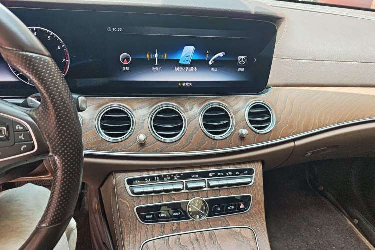 Used Mercedes-Benz E-Class 2018 Facelifted E 300 L Stylish Version Audio And AC Panel