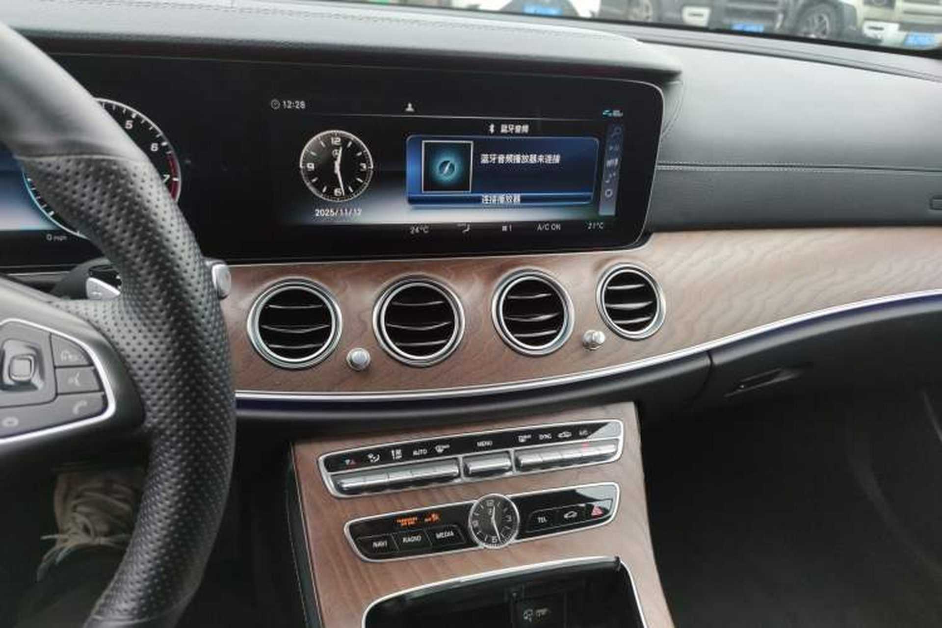 Used Mercedes-Benz E-Class 2018 Facelift E 300 L Luxury Edition Audio And AC Panel