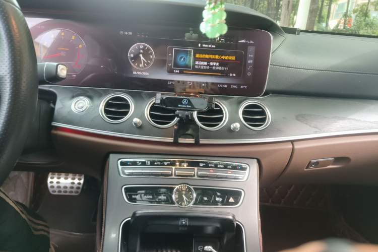 Used Mercedes-Benz E-Class 2018 Facelift E 200 L Sport Edition Audio And AC Panel