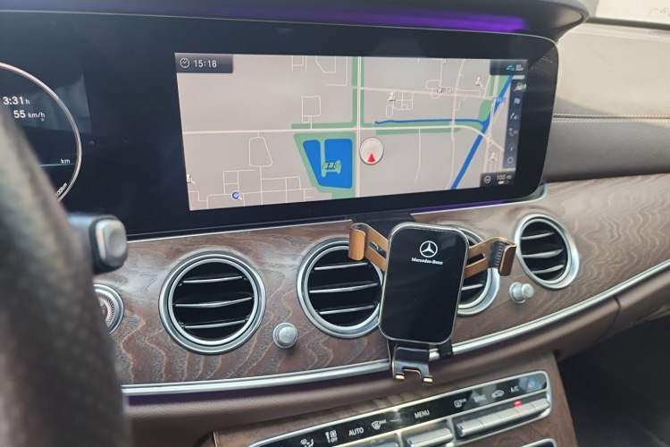 Used Mercedes-Benz E-Class 2018 Facelift E 200 L Audio And AC Panel