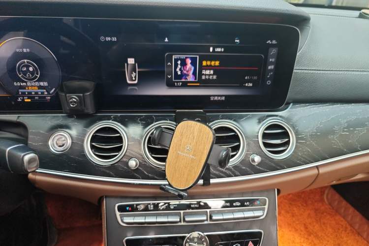 Used Mercedes-Benz E-Class 2018 Facelift E 200 L Sport Edition Audio And AC Panel