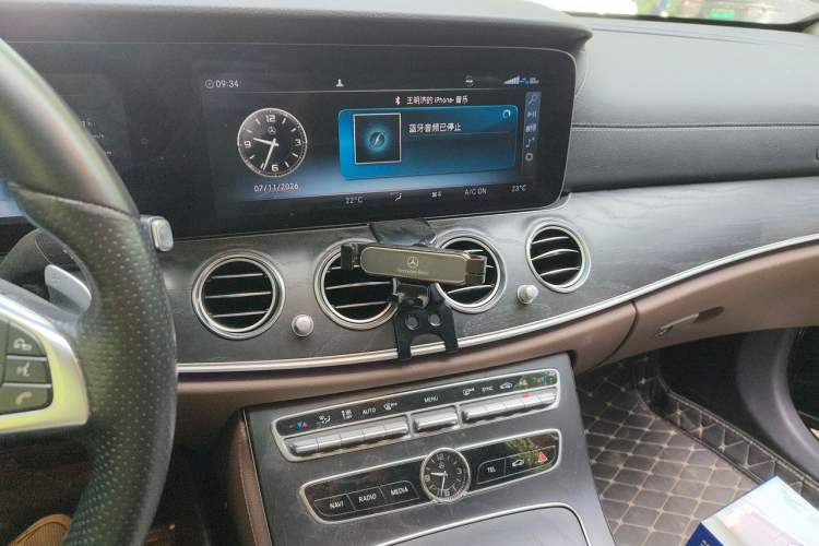 Used Mercedes-Benz E-Class 2018 Facelift E 200 L Sport Edition Audio And AC Panel
