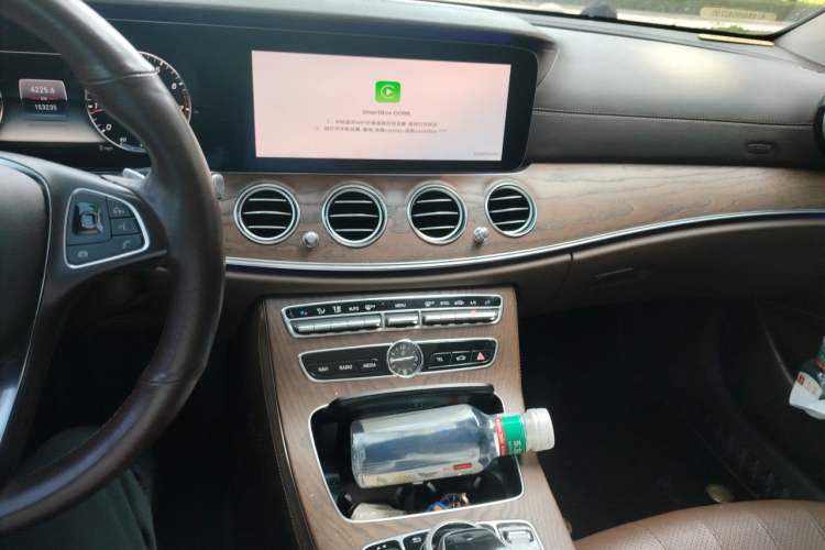 Used Mercedes-Benz E-Class 2018 Facelift E 300 L Luxury Edition Audio And AC Panel