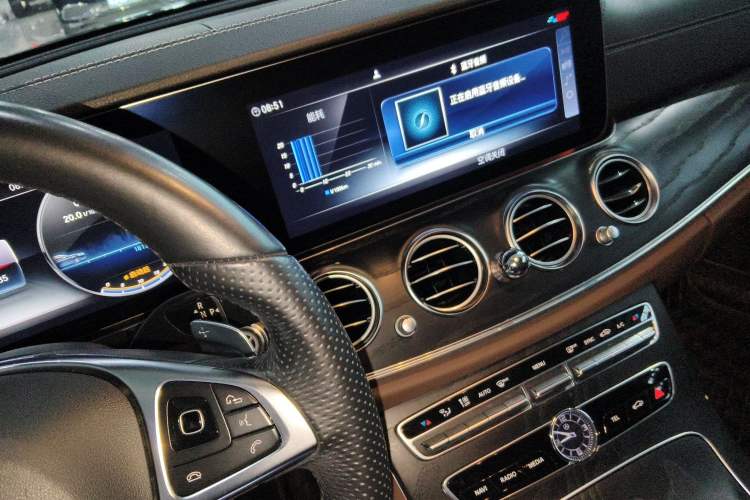 Used Mercedes-Benz E-Class 2018 E 200 L Sport Edition Audio And AC Panel