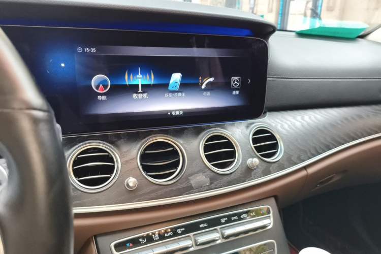Used Mercedes-Benz E-Class 2018 E 200 L Sport Edition Audio And AC Panel