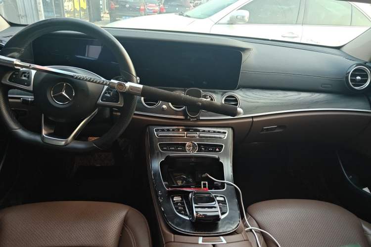 Used Mercedes-Benz E-Class 2018 E 300 L Sporty and Stylish Model Center Console