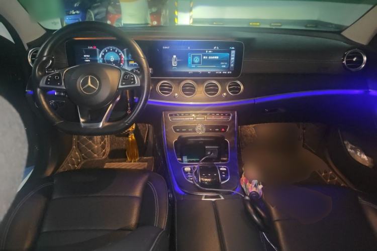 Used Mercedes-Benz E-Class 2018 Restyled E 300 L Sporty and Stylish Edition Center Console