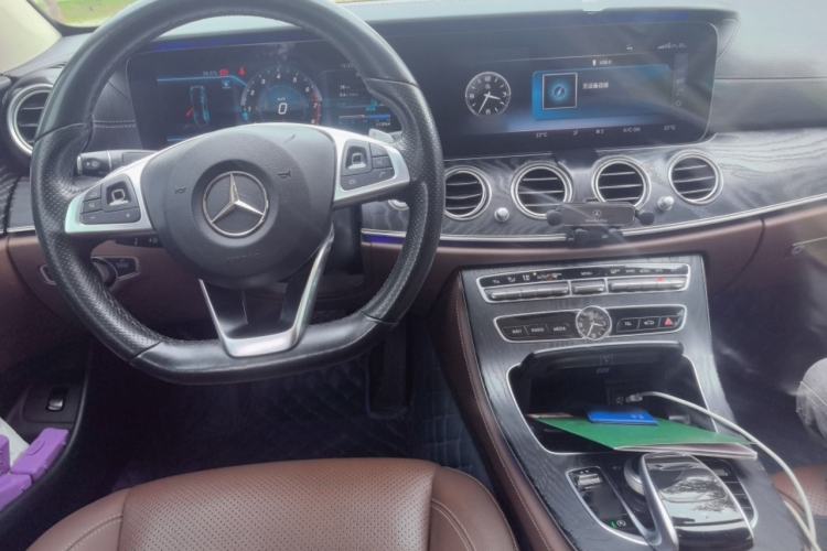 Used Mercedes-Benz E-Class 2018 Restyled E 300 L Sporty and Stylish Edition Center Console