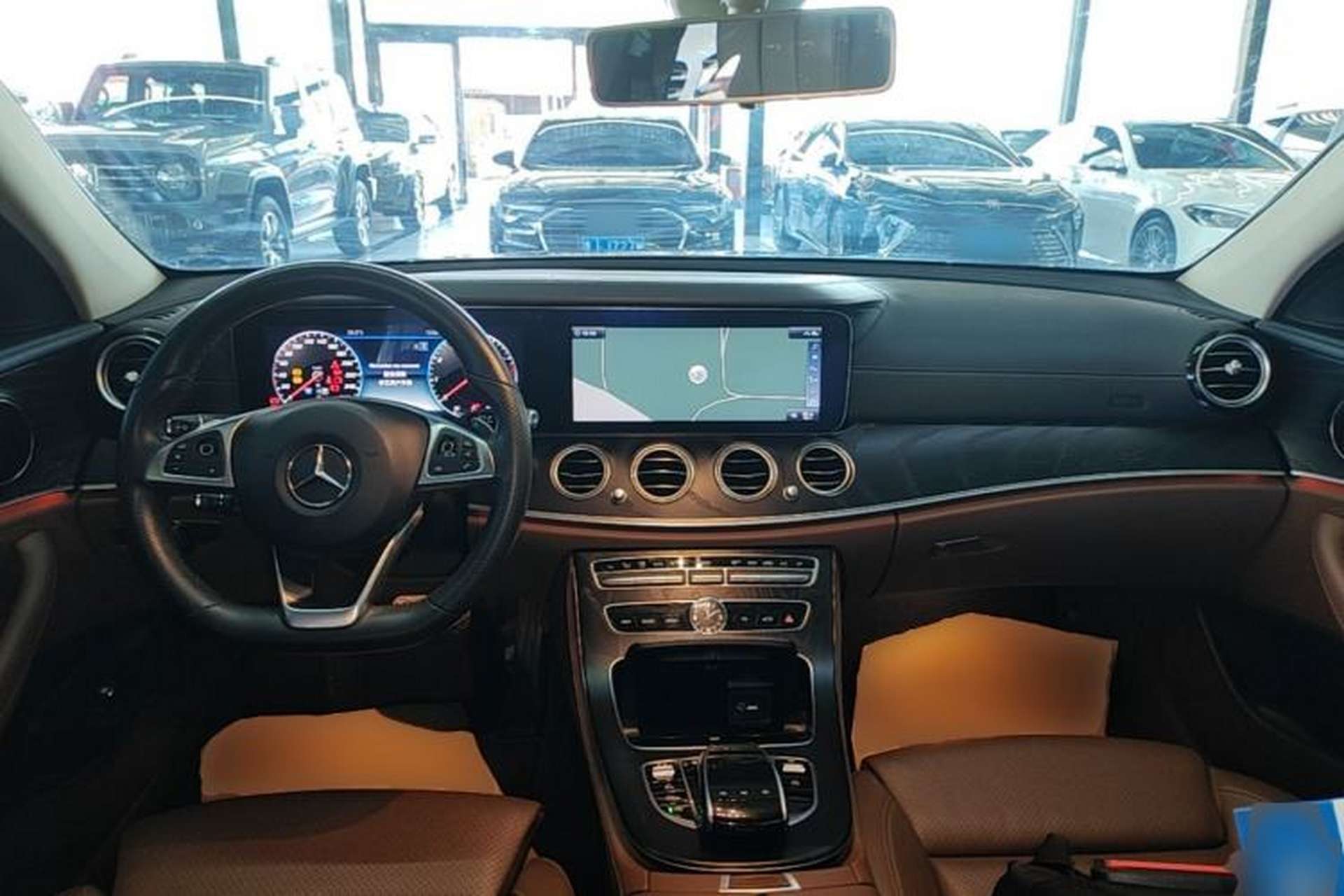 Used Mercedes-Benz E-Class 2018 E 200 L Sport Edition Center Console