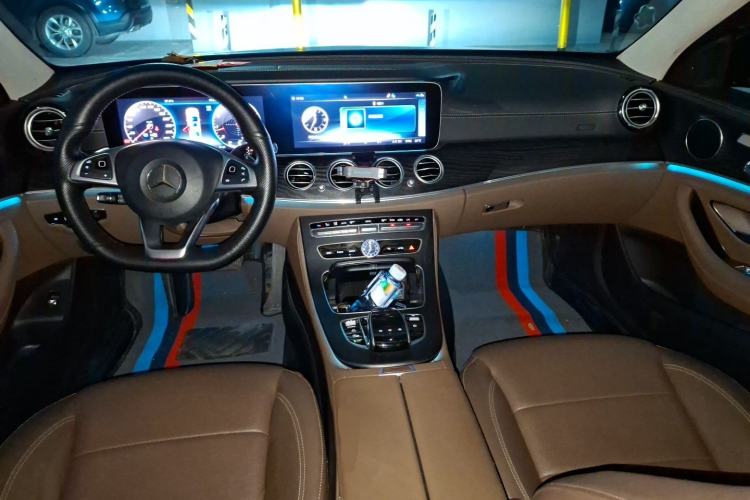 Used Mercedes-Benz E-Class 2018 Restyled E 300 L Sporty and Stylish Edition Center Console