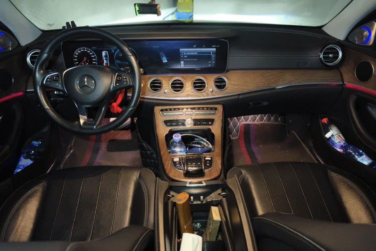 Used Mercedes-Benz E-Class 2018 Facelift E 300 L Luxury Edition Center Console
